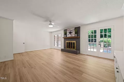Living - 7 Dubarry Ct, Durham, NC 27705 photo 3 of 5