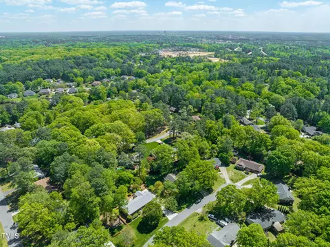 View/Area - 7 Dubarry Ct, Durham, NC 27705 photo 3 of 4