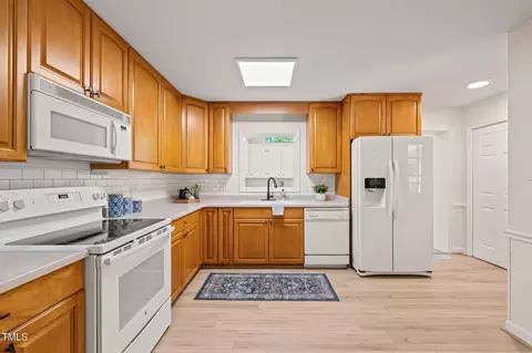Kitchen - 7 Dubarry Ct, Durham, NC 27705 photo 3 of 4