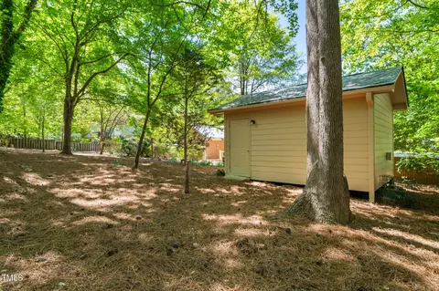 Exterior - 7 Dubarry Ct, Durham, NC 27705 photo 8 of 11