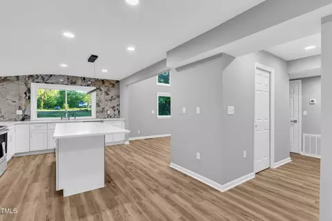 924 Lynn Rd, Durham, NC 27703 photo 14