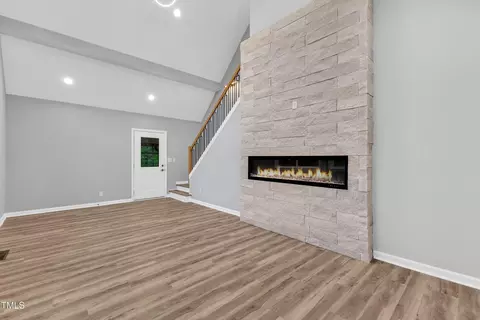 924 Lynn Rd, Durham, NC 27703 photo 9
