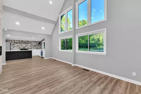 924 Lynn Rd, Durham, NC 27703 photo 8