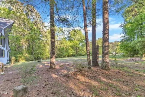 924 Lynn Rd, Durham, NC 27703 photo 5