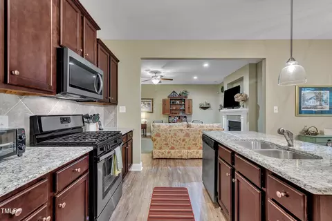 Kitchen - 412 Airedale Trl, Garner, NC 27529 photo 3 of 8