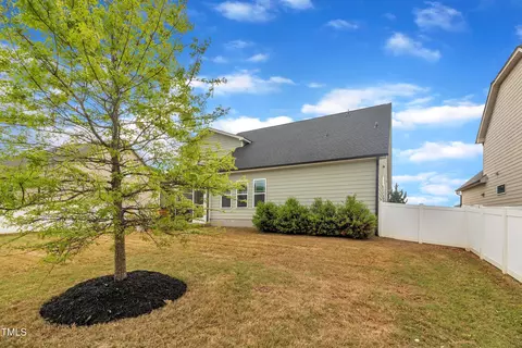 Exterior - 412 Airedale Trl, Garner, NC 27529 photo 4 of 8