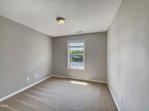 Bedroom - 10 Sandy Bluff Ct, Durham, NC 27703 photo 2 of 6