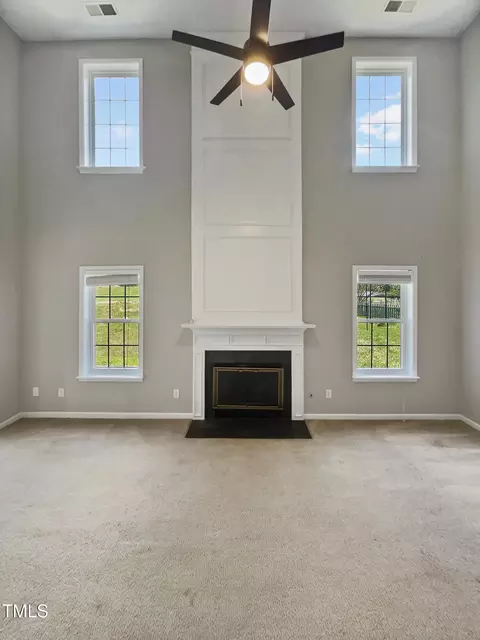 Living - 10 Sandy Bluff Ct, Durham, NC 27703 photo 1 of 3