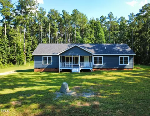 1010 Pool Rock Rd, Henderson, NC 27537