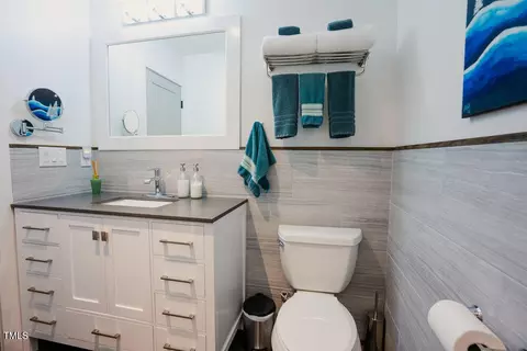 Bath - 7955 Midnight Ln, Wake Forest, NC 27587 photo 7 of 10