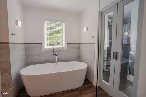Bath - 7955 Midnight Ln, Wake Forest, NC 27587 photo 5 of 10