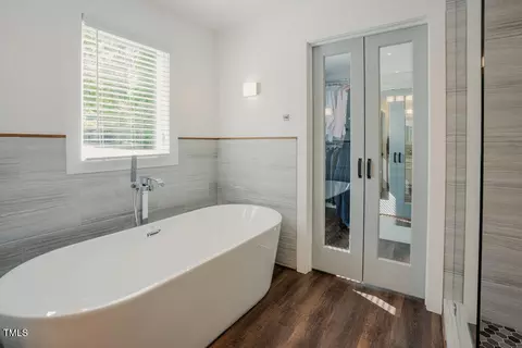 Bath - 7955 Midnight Ln, Wake Forest, NC 27587 photo 3 of 10