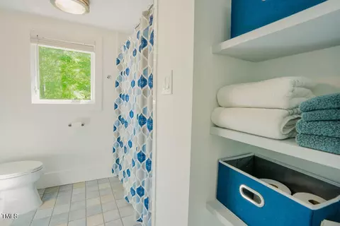 Bath - 7955 Midnight Ln, Wake Forest, NC 27587 photo 9 of 10