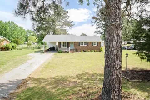 7698 Nc Highway 222, Kenly, NC 27542