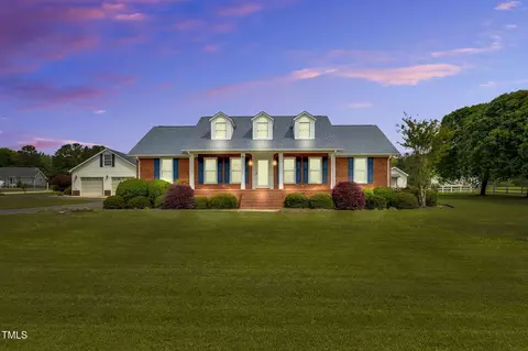 201 Wendy Pl, Benson, NC 27504