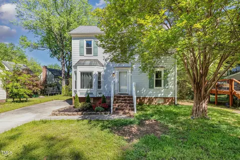 Exterior - 3109 E Folkestone Pl, Raleigh, NC 27604 photo 3 of 9