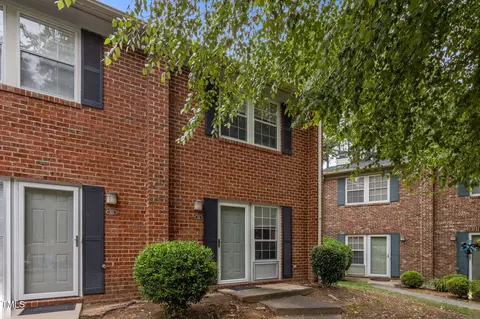 115 Coleridge Ct, Carrboro, NC 27510