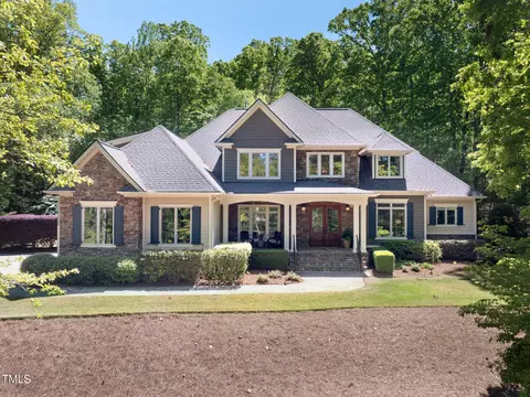 3513 Forest Oaks Dr, Chapel Hill, NC 27514