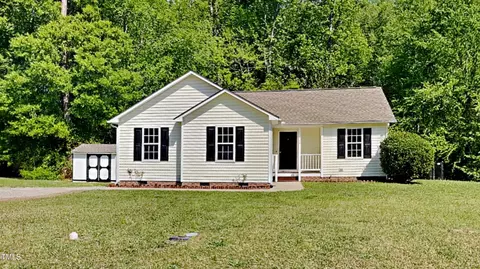 109 Stone Ridge Dr, Smithfield, NC 27577