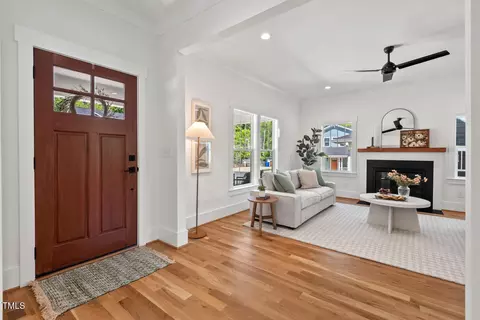 Entry Way - 2019 James St, Durham, NC 27707 photo 1 of 5