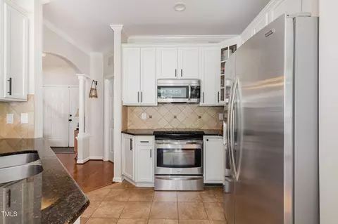 Kitchen - 101 Rustic Pine Ct, Apex, NC 27502 photo 2 of 2