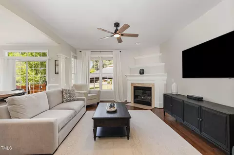 Living - 101 Rustic Pine Ct, Apex, NC 27502 photo 3 of 4