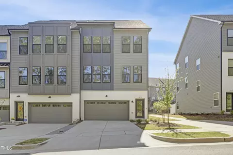 1215 Corkery Ridge Ct, Cary, NC 27519