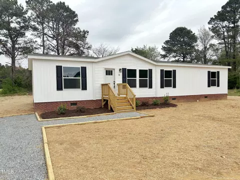 10 Riverview Rd, Erwin, NC 28339