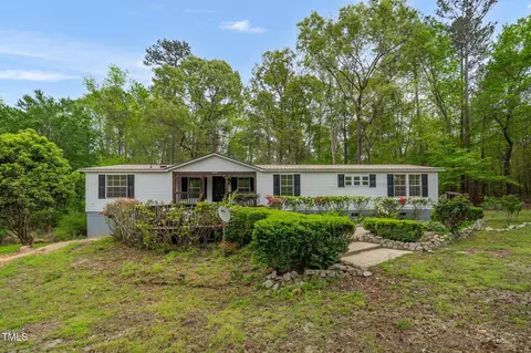 8699 Old Middlesex Rd, Bailey, NC 27807 photo 2