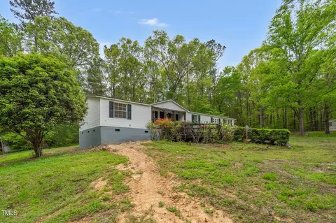 8699 Old Middlesex Rd, Bailey, NC 27807 photo 3