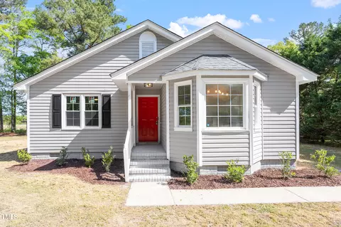 1418 Huckleberry Ln, Winterville, NC 28590