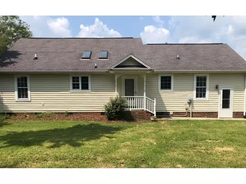 707 E Main St, Haw River, NC 27258 photo 5