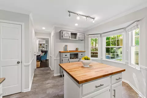 Kitchen - 213 Beechtree Dr, Cary, NC 27513 photo 4 of 6