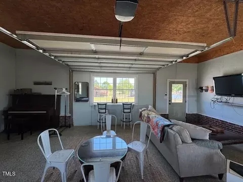 Living - 2747 Beasley, Benson, NC 27504 photo 1 of 1