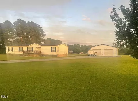 1331 Nixon Rd, Autryville, NC 28318
