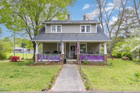 303 Wilcox St, Warrenton, NC 27589