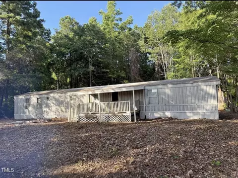 105 Ethan St, Lumberton, NC 28358