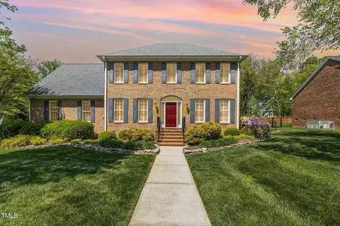 2545 Churchill Dr, Burlington, NC 27215