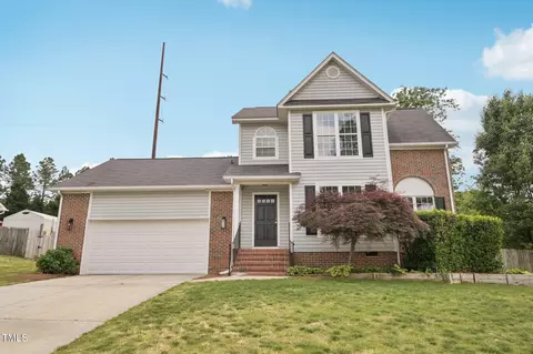 145 Richmond Park Dr, Cameron, NC 28326