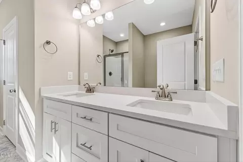 411 E First St, Kenly, NC 27542 photo 18