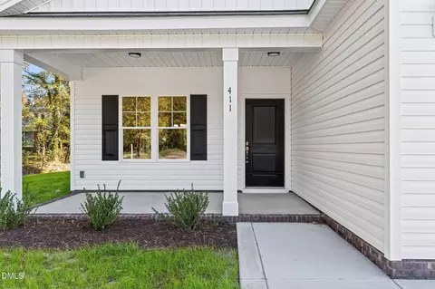 411 E First St, Kenly, NC 27542 photo 5
