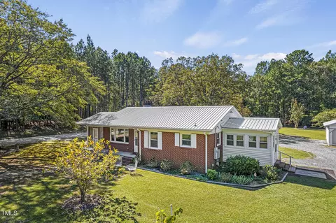 6418 Beaver Creek Rd, New Hill, NC 27562