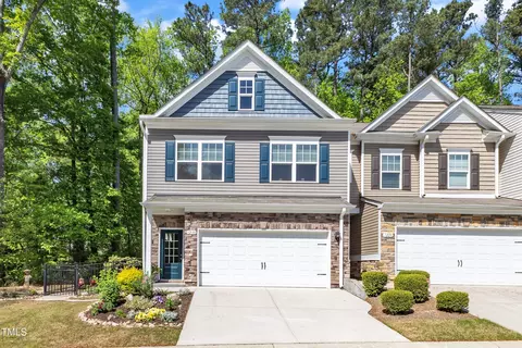 1230 Wingstem Pl, Raleigh, NC 27607