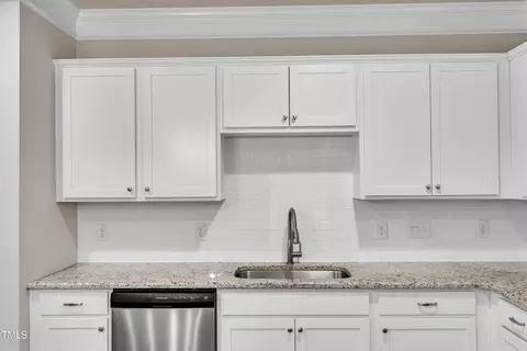 Kitchen - 1230 Wingstem Pl, Raleigh, NC 27607 photo 6 of 6