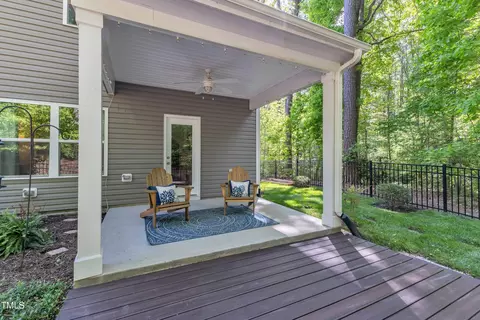 Exterior - 1230 Wingstem Pl, Raleigh, NC 27607 photo 5 of 10
