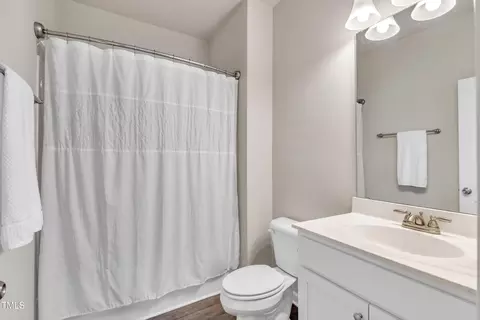 Bath - 1230 Wingstem Pl, Raleigh, NC 27607 photo 3 of 3