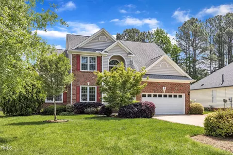 308 Ravenstone Dr, Cary, NC 27518