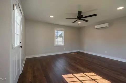 101 Pine St, Dunn, NC 28334 photo 15