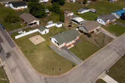 101 Pine St, Dunn, NC 28334 photo 24