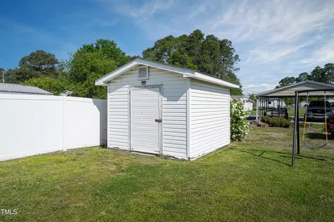 101 Pine St, Dunn, NC 28334 photo 21